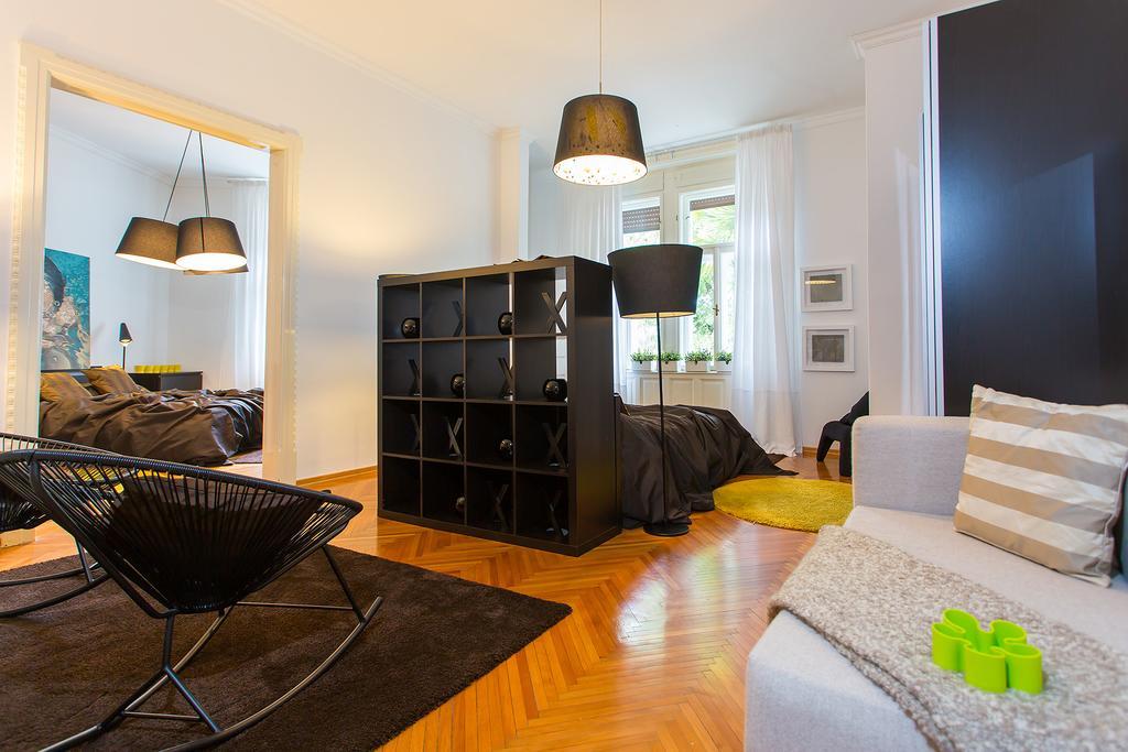 Valsabbion City Suite Pula Ngoại thất bức ảnh