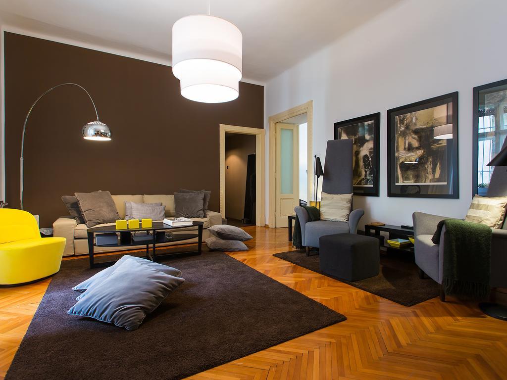 Valsabbion City Suite Pula Ngoại thất bức ảnh